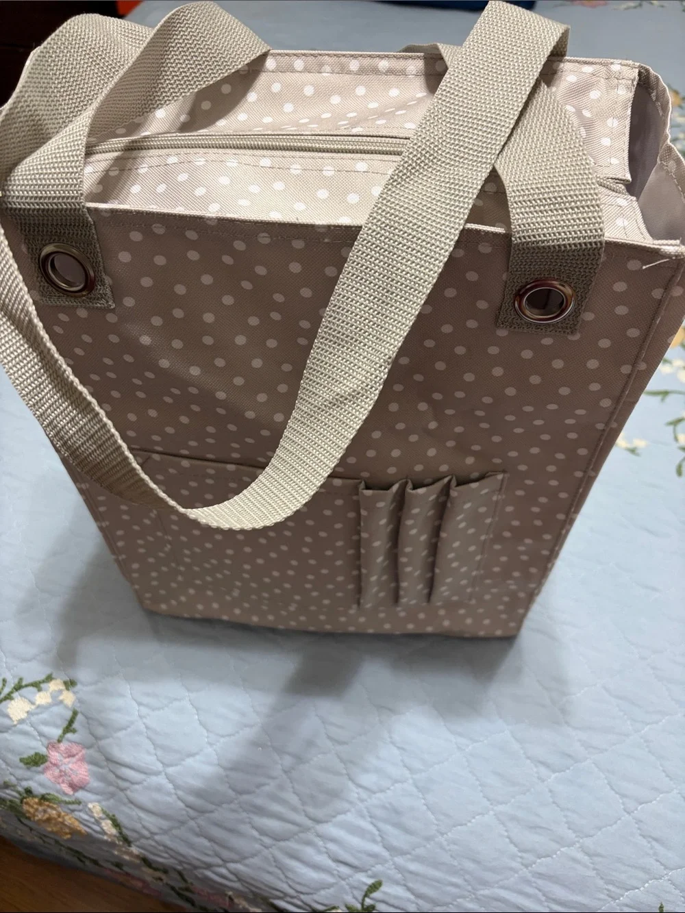 NWOT Gray Roomy Organizer Tote by Thirty-One Pebbled Polka Dot Faux Leather